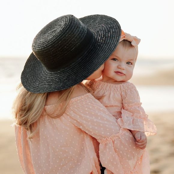 Meet your Posher, Renée - Picture 1 of 1